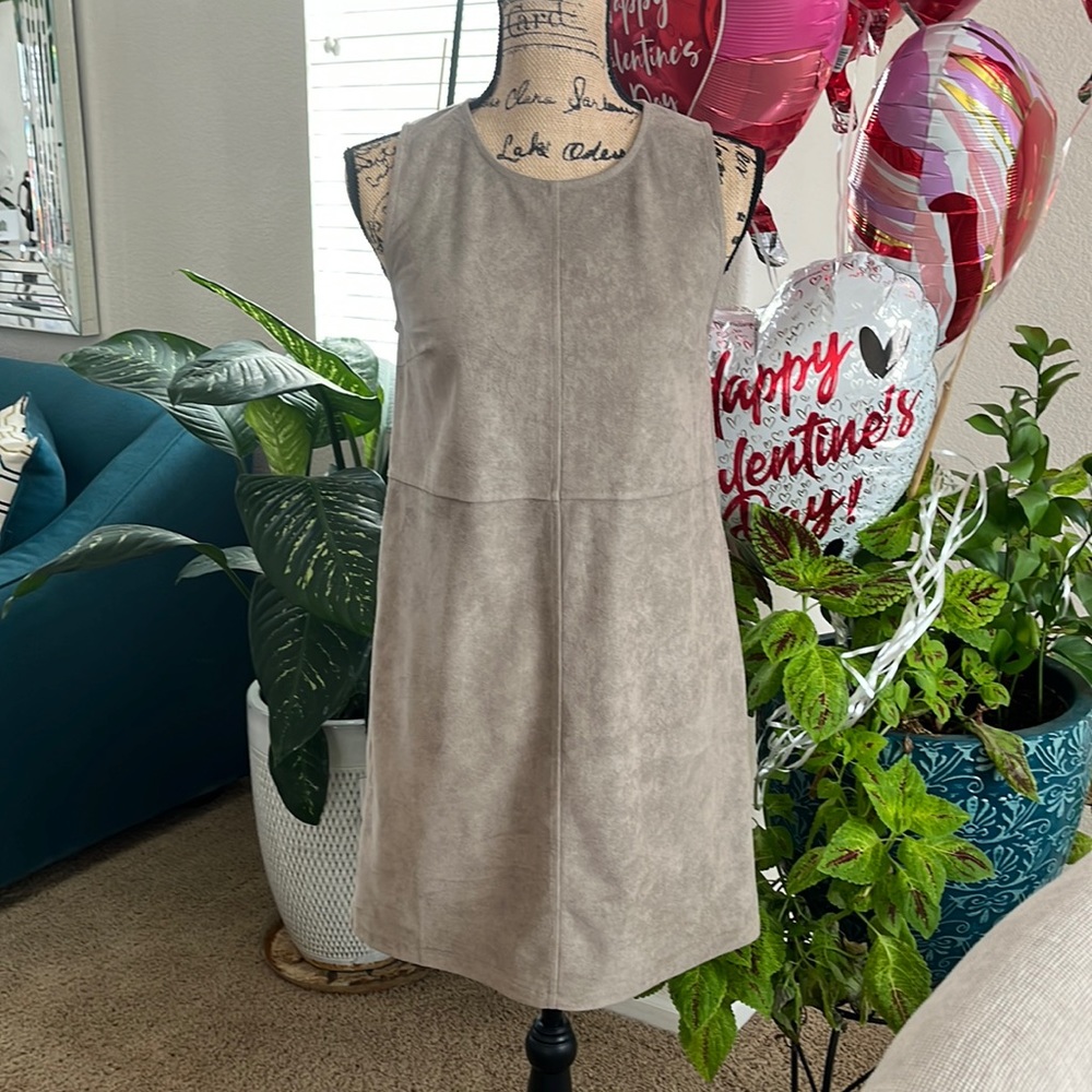 NWOT VeryJ. Dress J Brown Suede Sleeveless. Women |